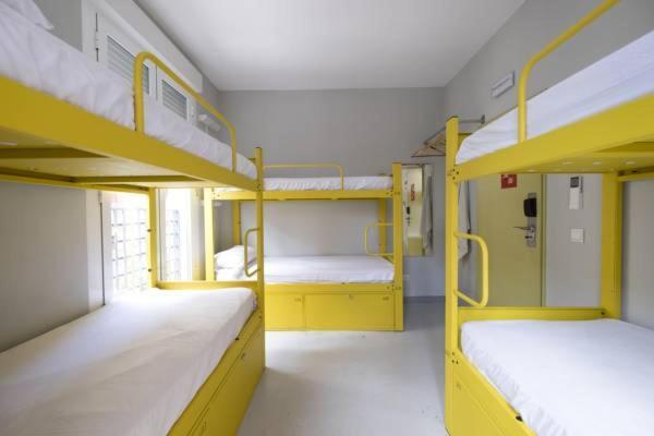 ברצלונה Heylola! Hostel מראה חיצוני תמונה